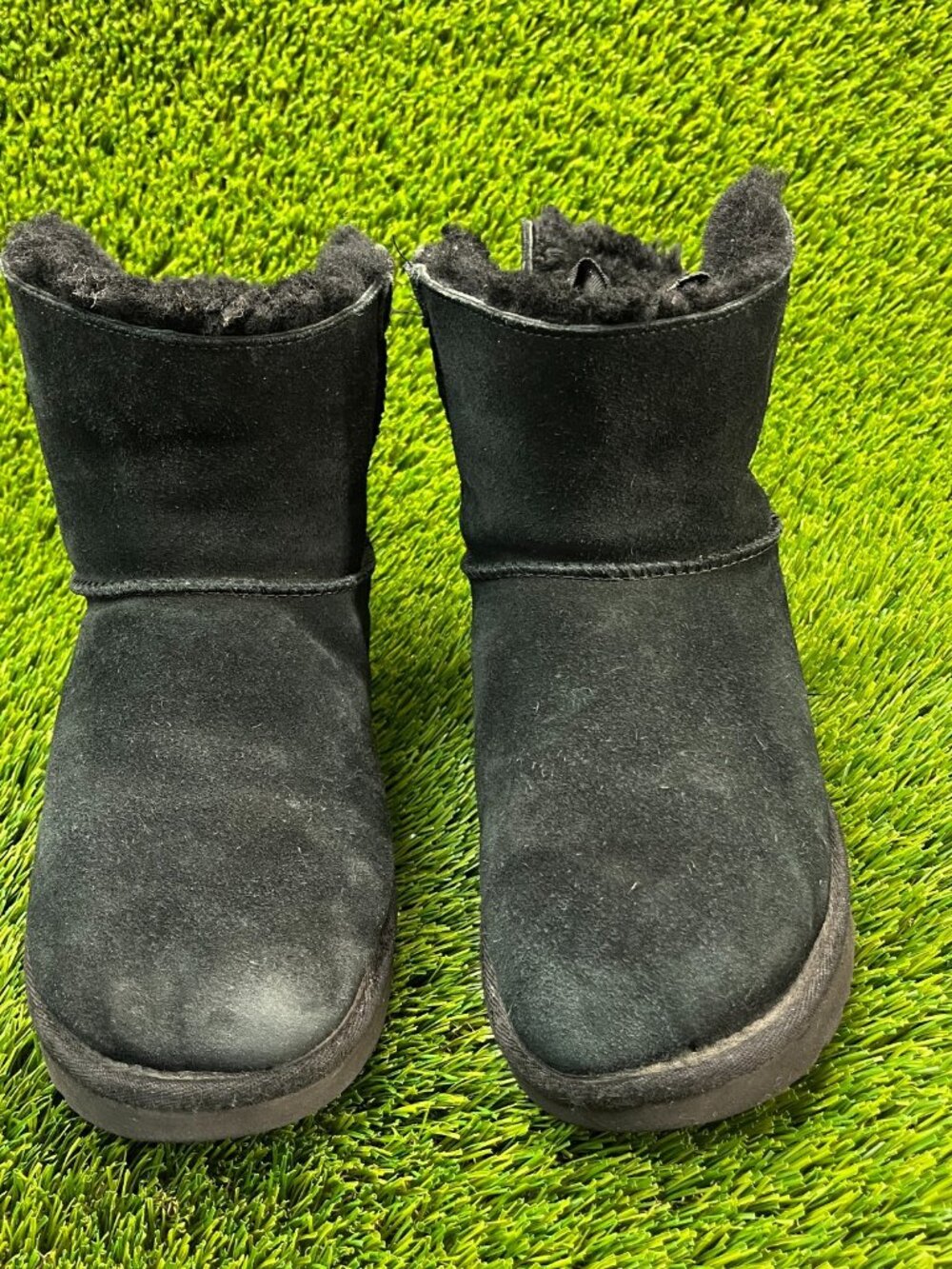 Ugg Mini Bailey Bow Womens Size 8 Black Clasic Outdoor Winter Fur Suede Boots - Picture 5 of 9